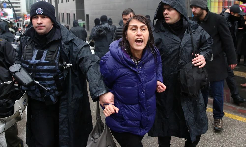 Το κράτος-συμμορία της Άγκυρας: Καλύπτουν αστυνομικούς και στρατιώτες βιαστές Κούρδων κοριστιών
